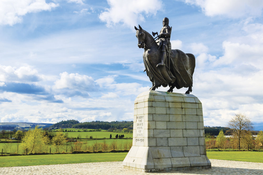 Robert the Bruce's statue at the Battle of Bannockburn site