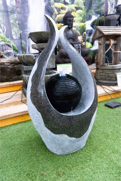 Water features can make a great centrepiece