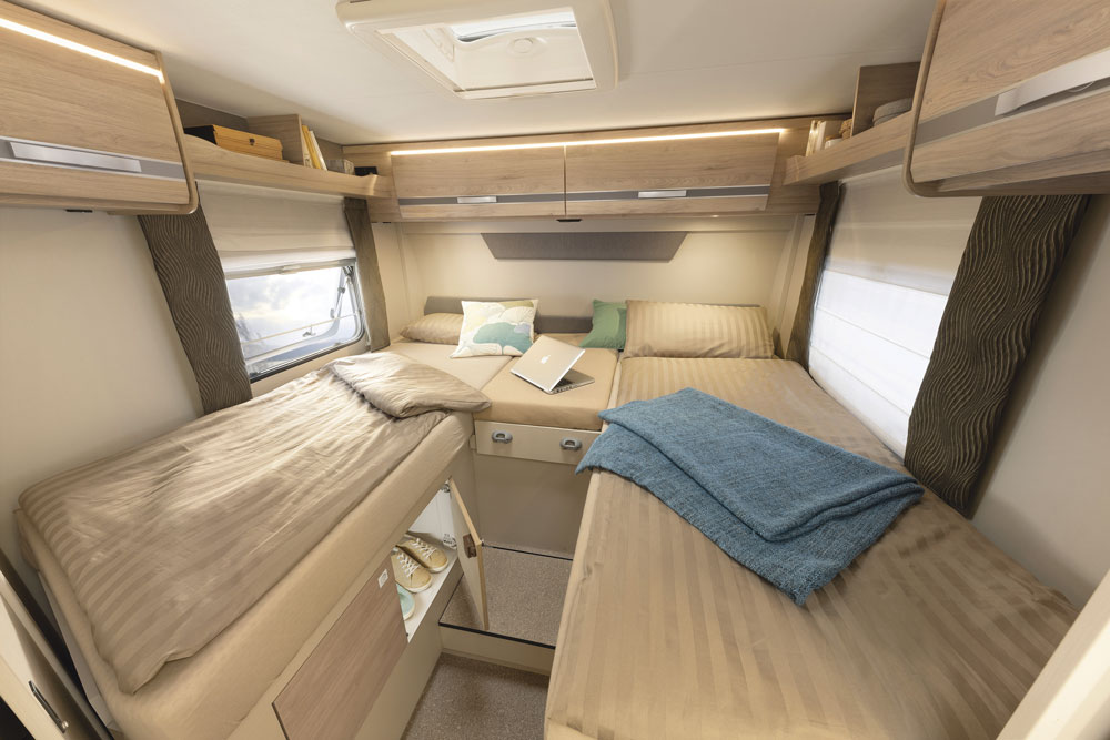 Beds in the Dethleffs Pulse Classic T 7051 EB motorhome