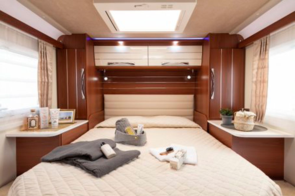 Island bed in the Mobilvetta K-Yacht 79 motorhome
