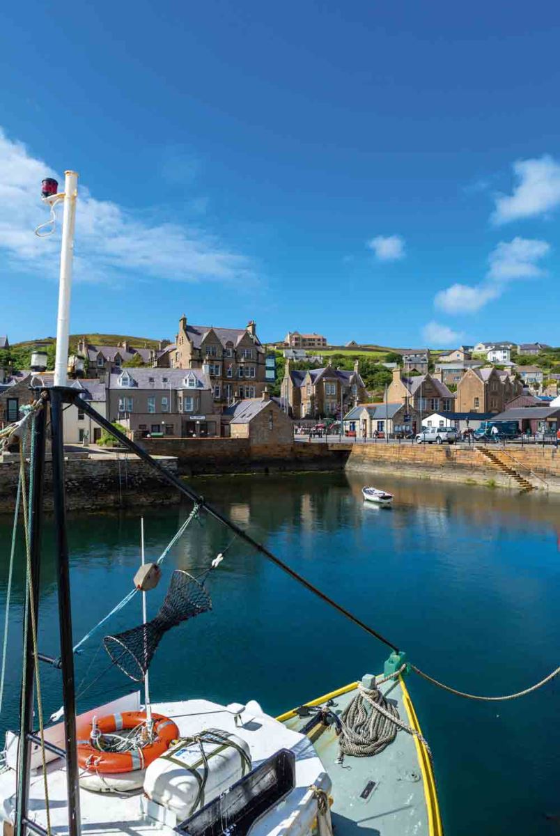 Image of the harbour in Stromness, Orkney