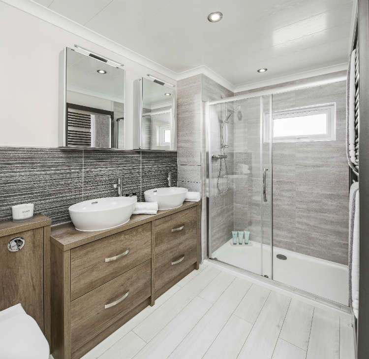 Lissett Utopia bathroom