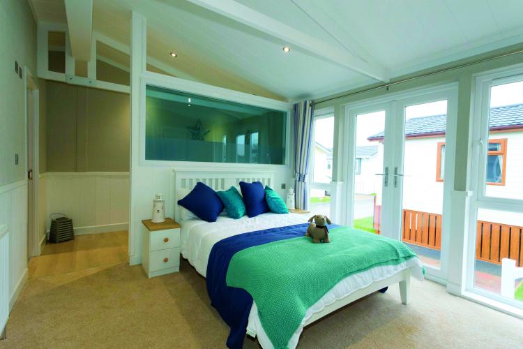 Wessex Summerhouse - Beach House bedroom