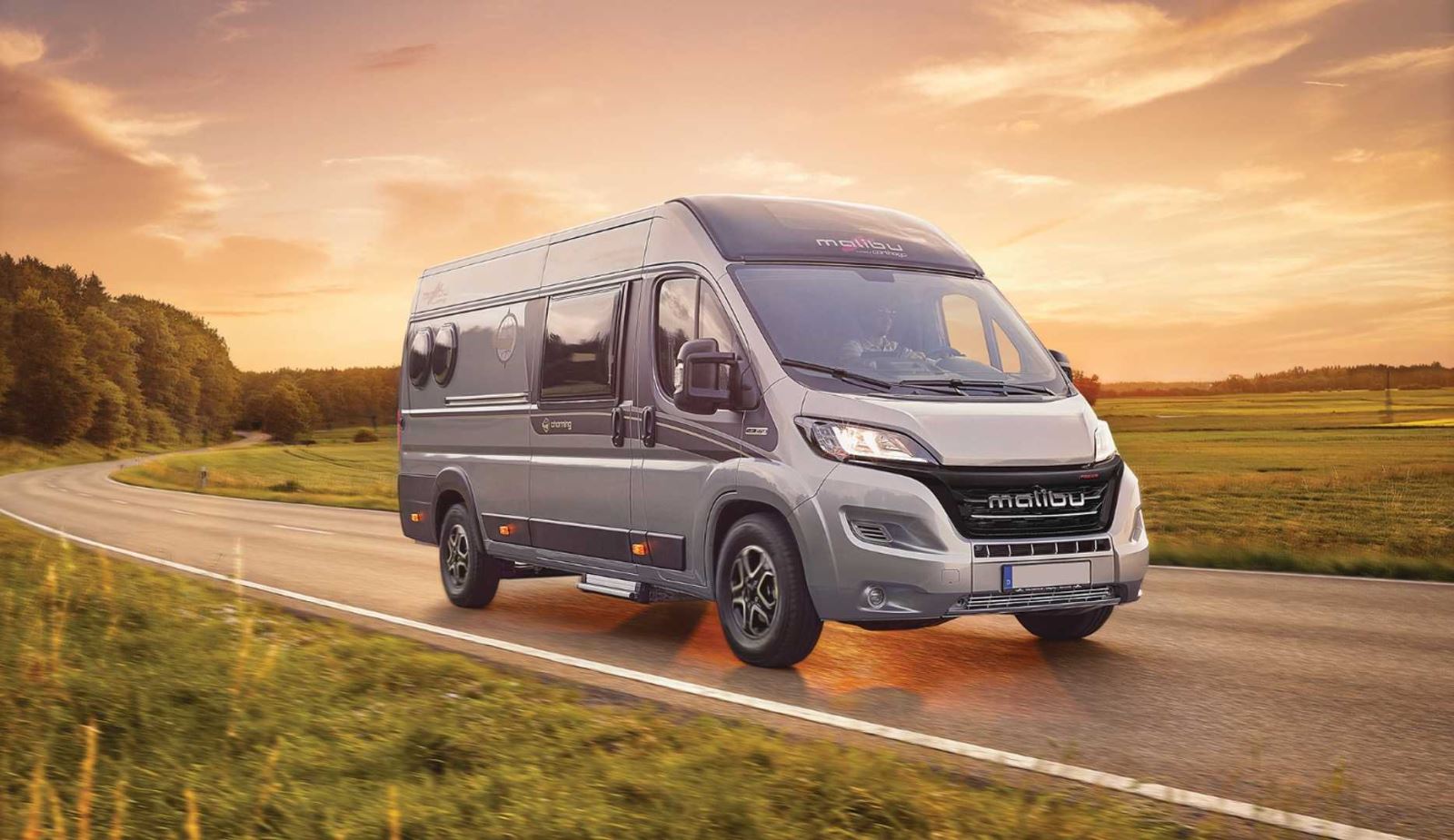 The Explore Bus – Renault Master 2 Berth Budget Campervan-Comfortable Wide  Fixed Double Bed from £129 p.d. - Goboony