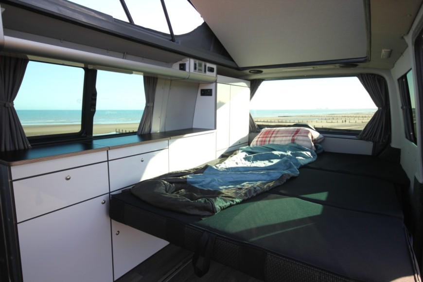 The bed inside the Hembil Urban-S