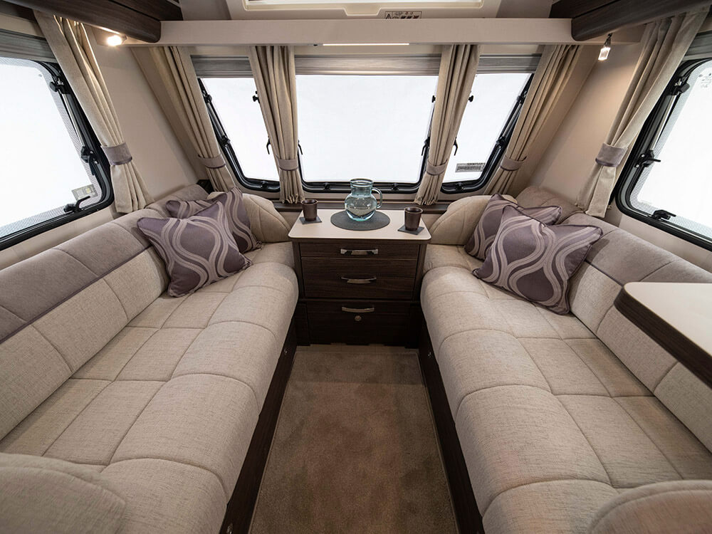 Inside the Affinity 550