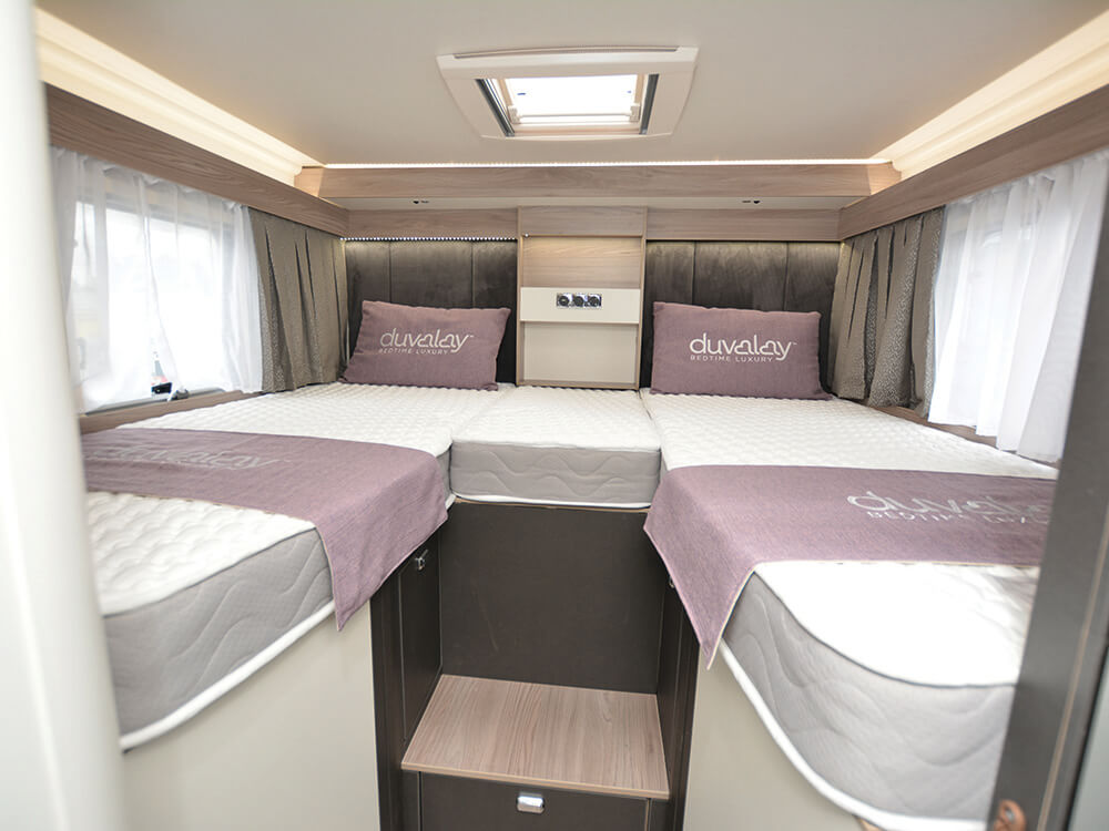 The bedroom in the Swift Voyager 485