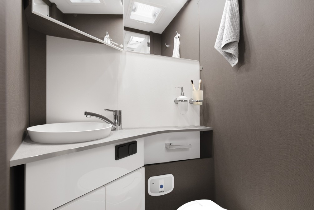 The toilet inside the T 7.3 QCF