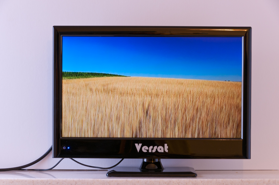 Versat 18.5in motorhome TV