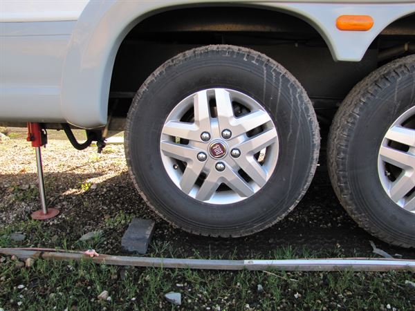 Motorhome Hydraulic Levelling