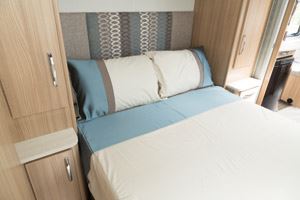 Coachman Vision 575