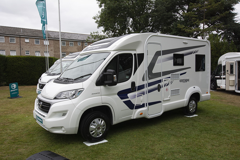 Swift Escape Compact