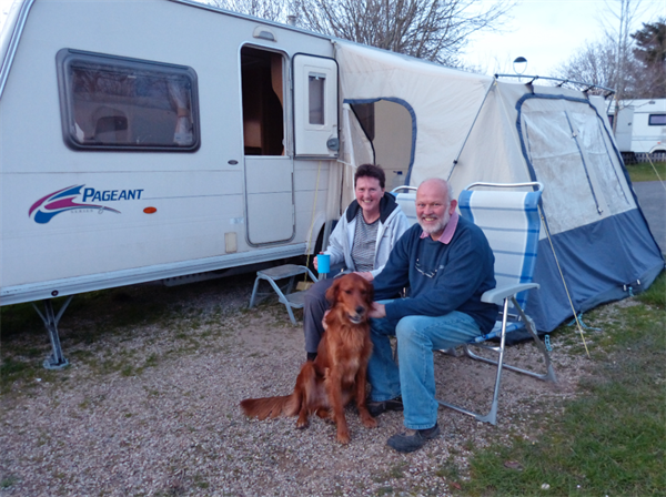 How to keep your dogs happy on a caravan holiday