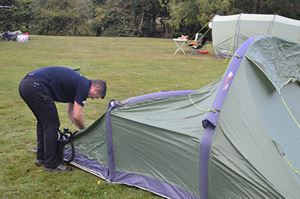 5 Start inflating 5 Start inflating