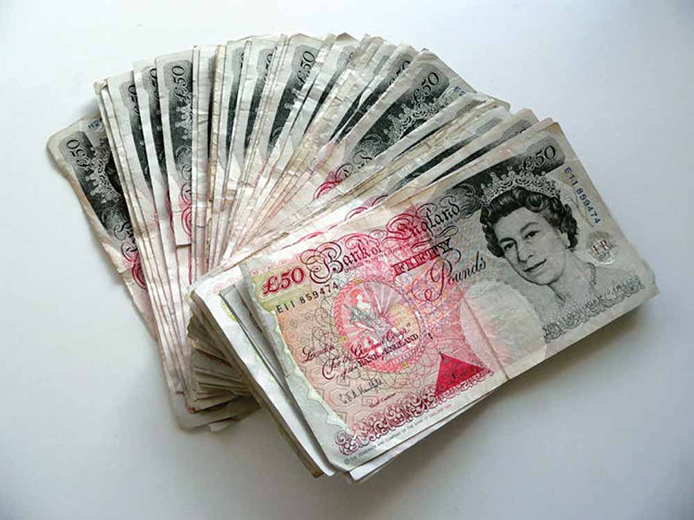fifty pounds notes
