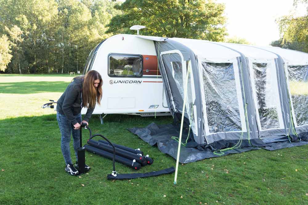 Inflating the bracing in the awning