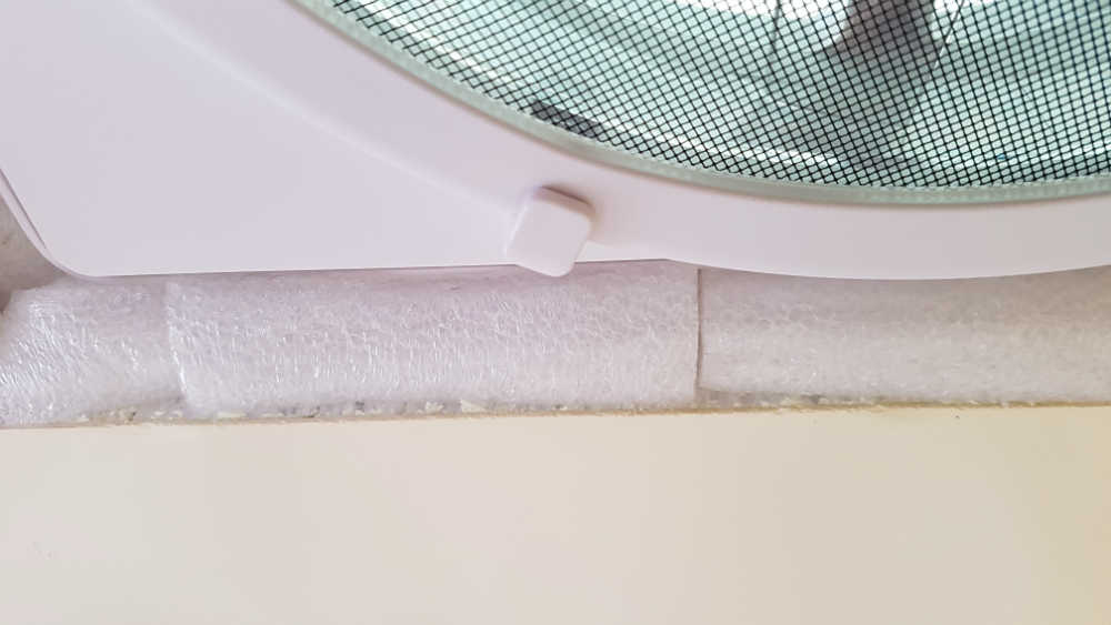 foam strips to fill voids