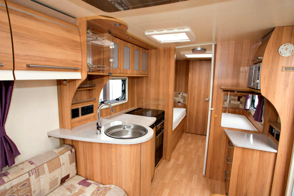 Bailey Unicorn Cadiz kitchen to bedroom