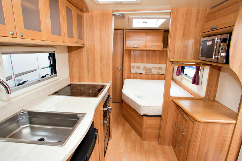 Bailey Unicorn Valencia kitchen to bedroom
