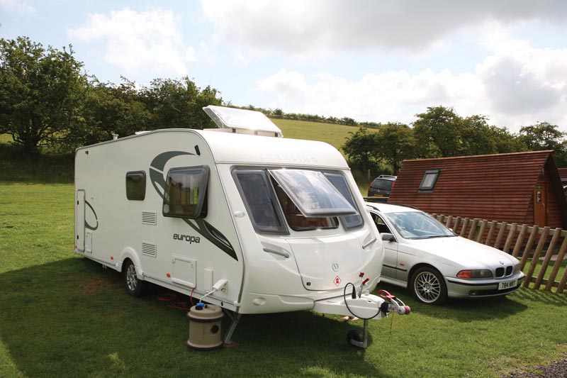 manual caravan levelling