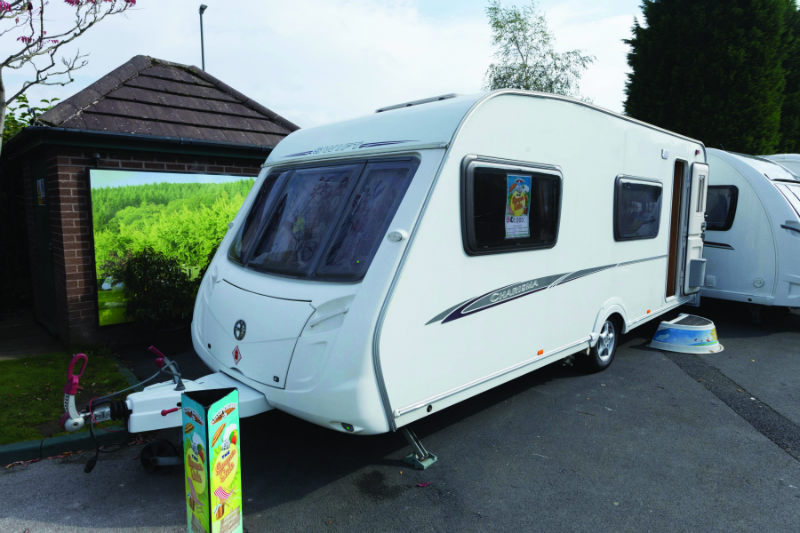 Swift Charisma 570