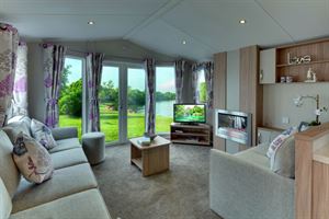 Brockenhurst lounge Brockenhurst lounge