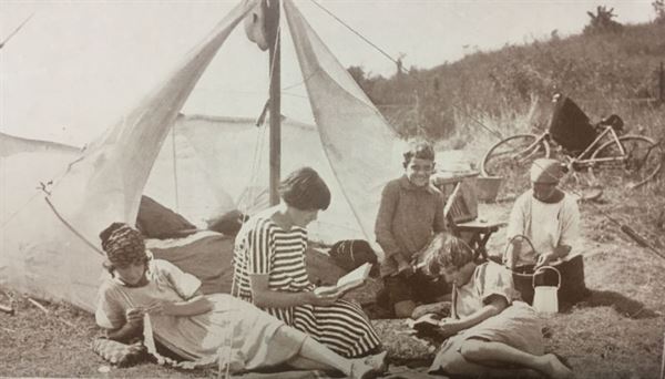 1920s family 1920s family