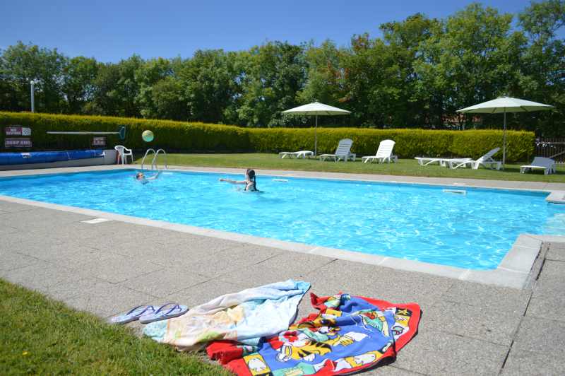 Budemeadows Touring Park pool