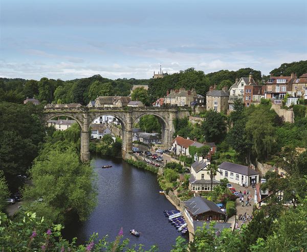 Looking down on the River Nidd gorge and the Knaresborough viaduct