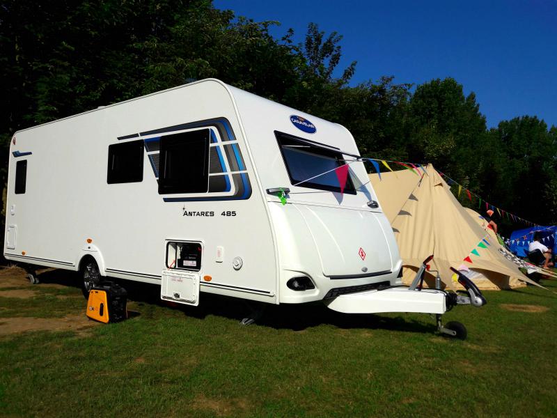 Caravelair Antares 485 below