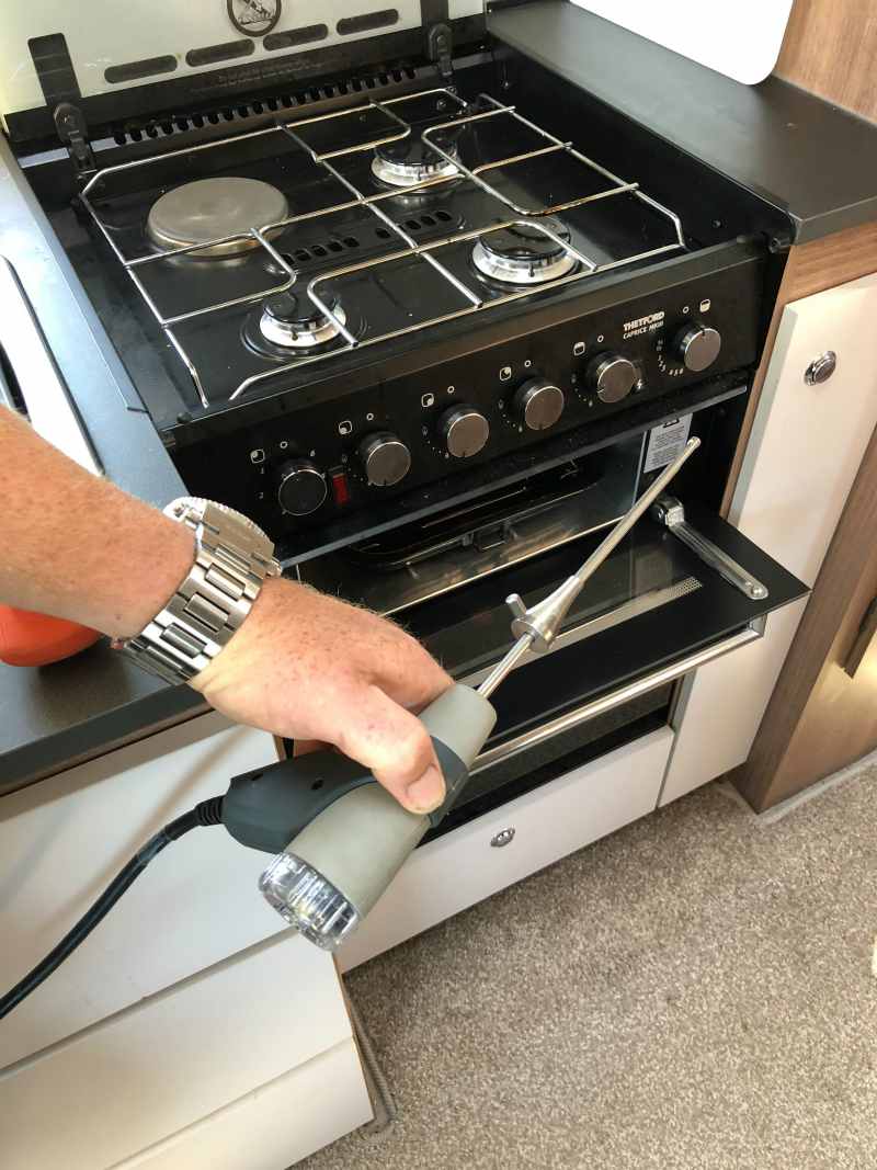 gas flow check