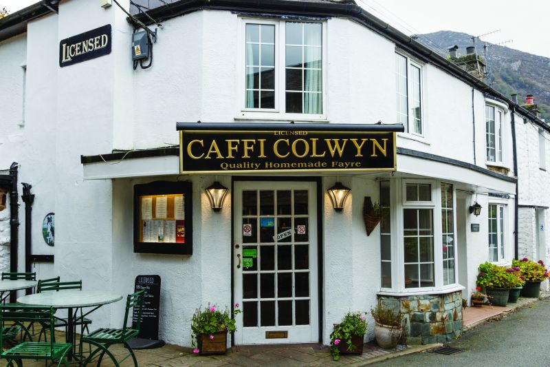 caffi colwyn