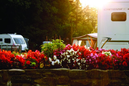 Enjoy Erwlon Caravan & Camping Park Erwlon Caravan & Camping Park