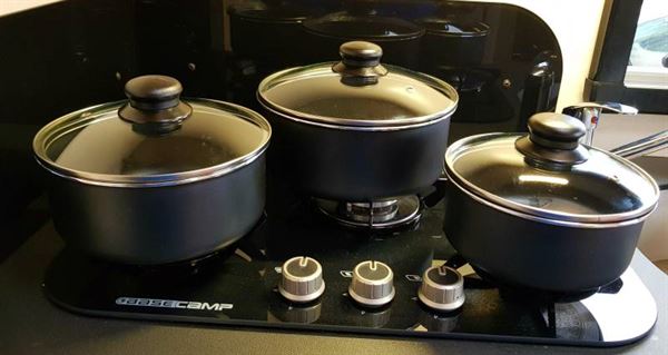 Isabella stackable pot and frying pan set