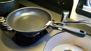 Isabella frying pan