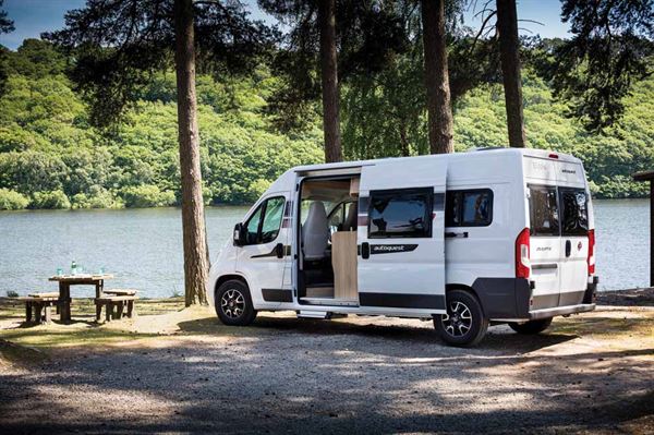 Autoquest CV40 exterior