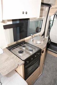 Autoquest CV20 kitchen