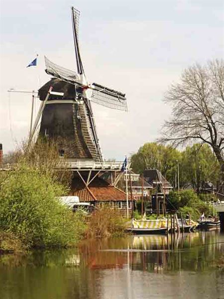 The flour mill at Meppel - picture courtesy of Ali Castle
