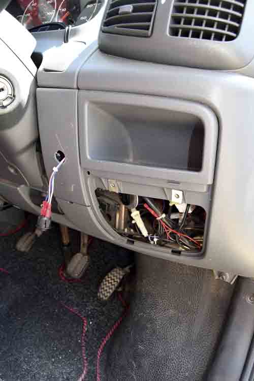 Fitting a new horn in a motorhome