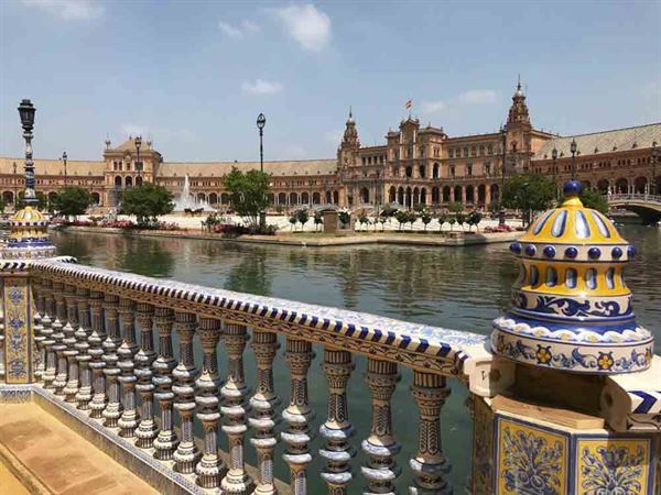 Plaza de Espana in Seville - picture courtesy of Paul Knight