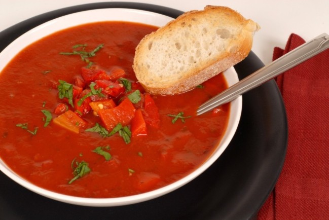 tomato and roasted red pepper soup
