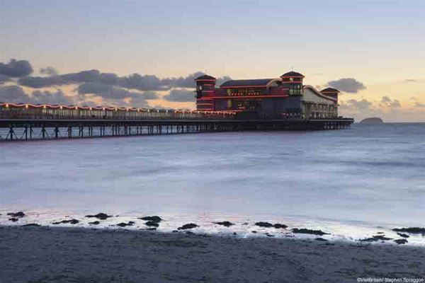 Country View Holiday Park is located just 200 yards away from Sandy Bay beach, close to Weston-super-Mare - picture courtesy of VisitBritain/Stephen Spraggon