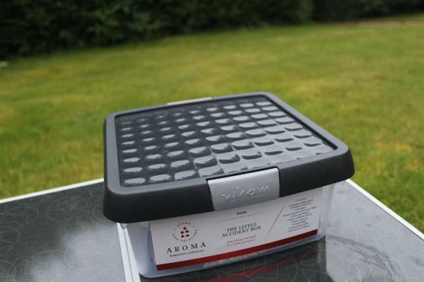 Little accident box