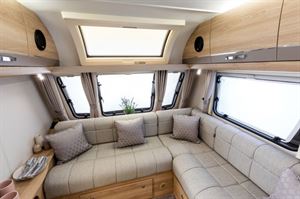 Elddis Avante 454