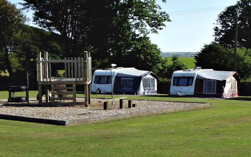 Island Lodge Caravan & Camping Site