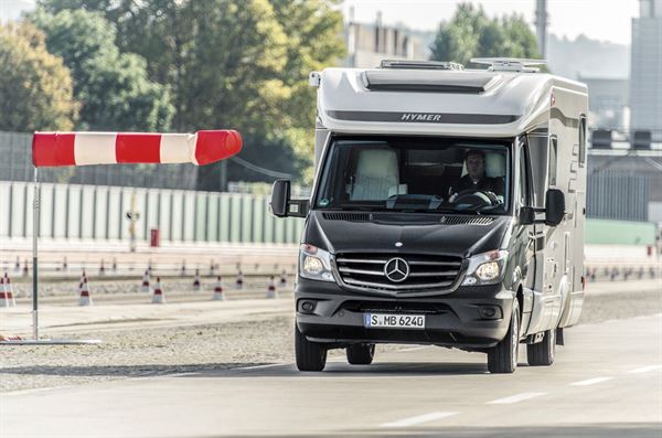Mercedes testing its Cross Wind assist function © Warners Group Publications, 2019 Mercedes testing its Cross Wind assist function © Warners Group Publications, 2019