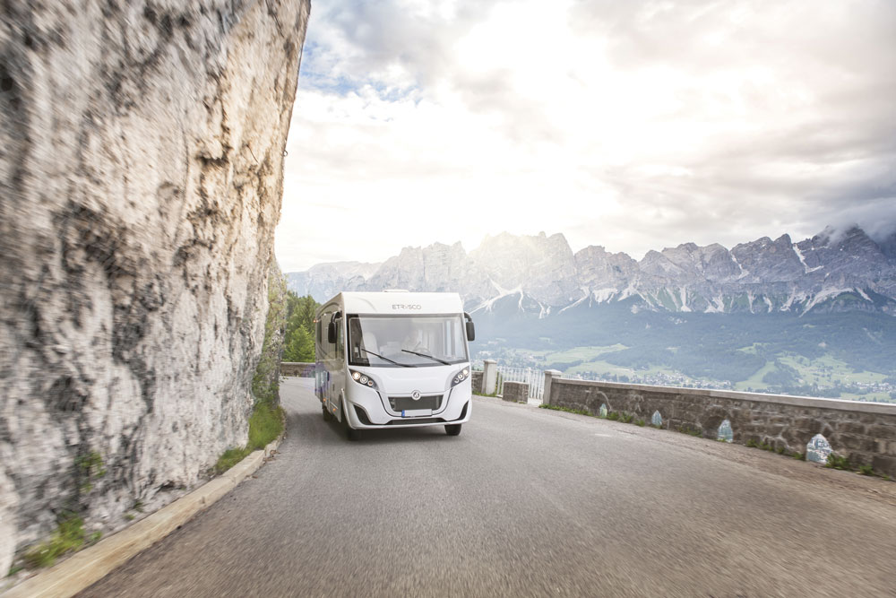 The Etrusco I 6900 SB motorhome