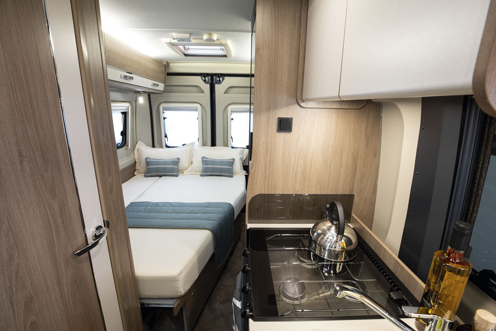 Compass Avantgarde CV60 campervan