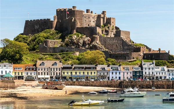 Mont Orgueil Castle and the harbour at Gorey Mont Orgueil Castle and the harbour at Gorey