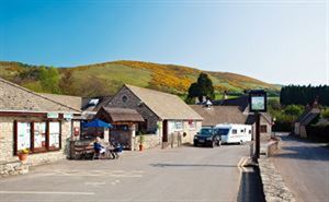 Local pub (photo courtesy of Ulwell Holiday Park)